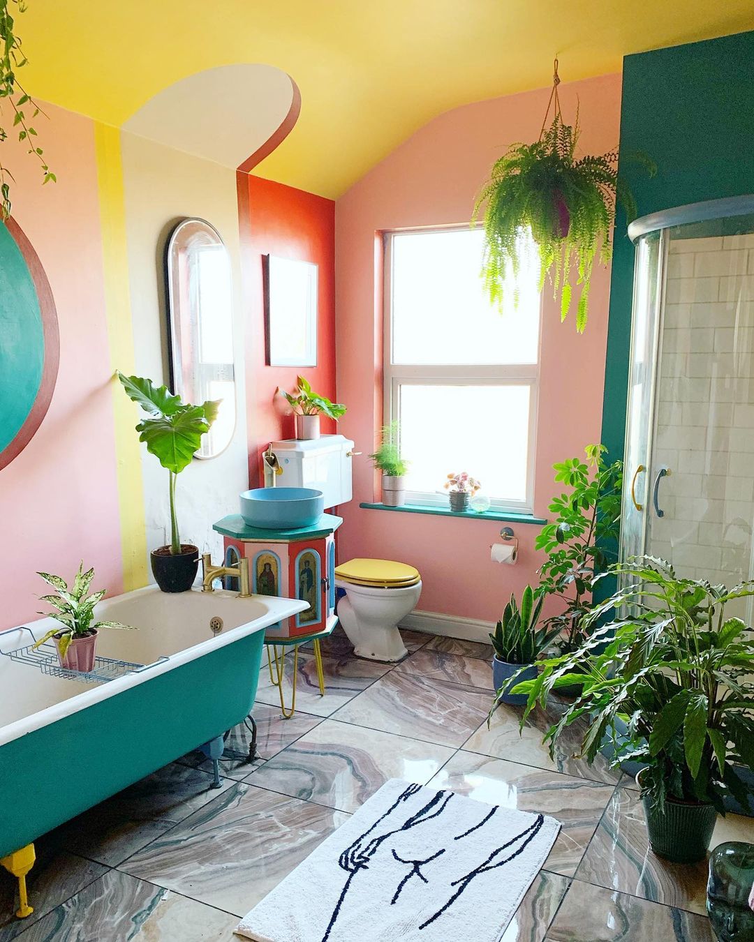 Richard's colourful bathroom