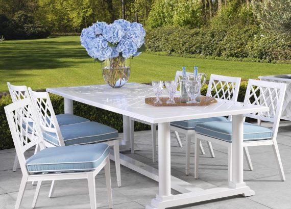 a luxurious outdoor dining arrangement