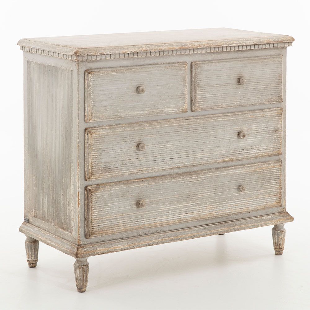 Johnny Chest of Drawers