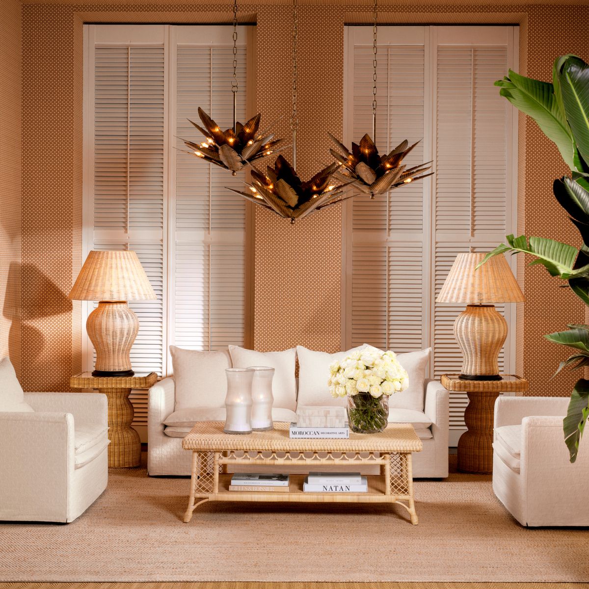 Simple and elegant sofa in off-white with removable covers