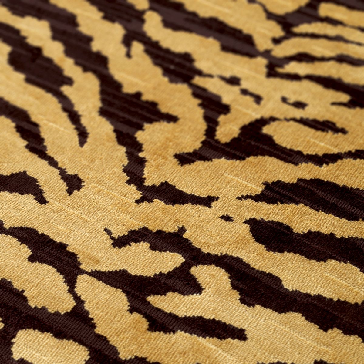 Flux Armchair - Tigris Brown