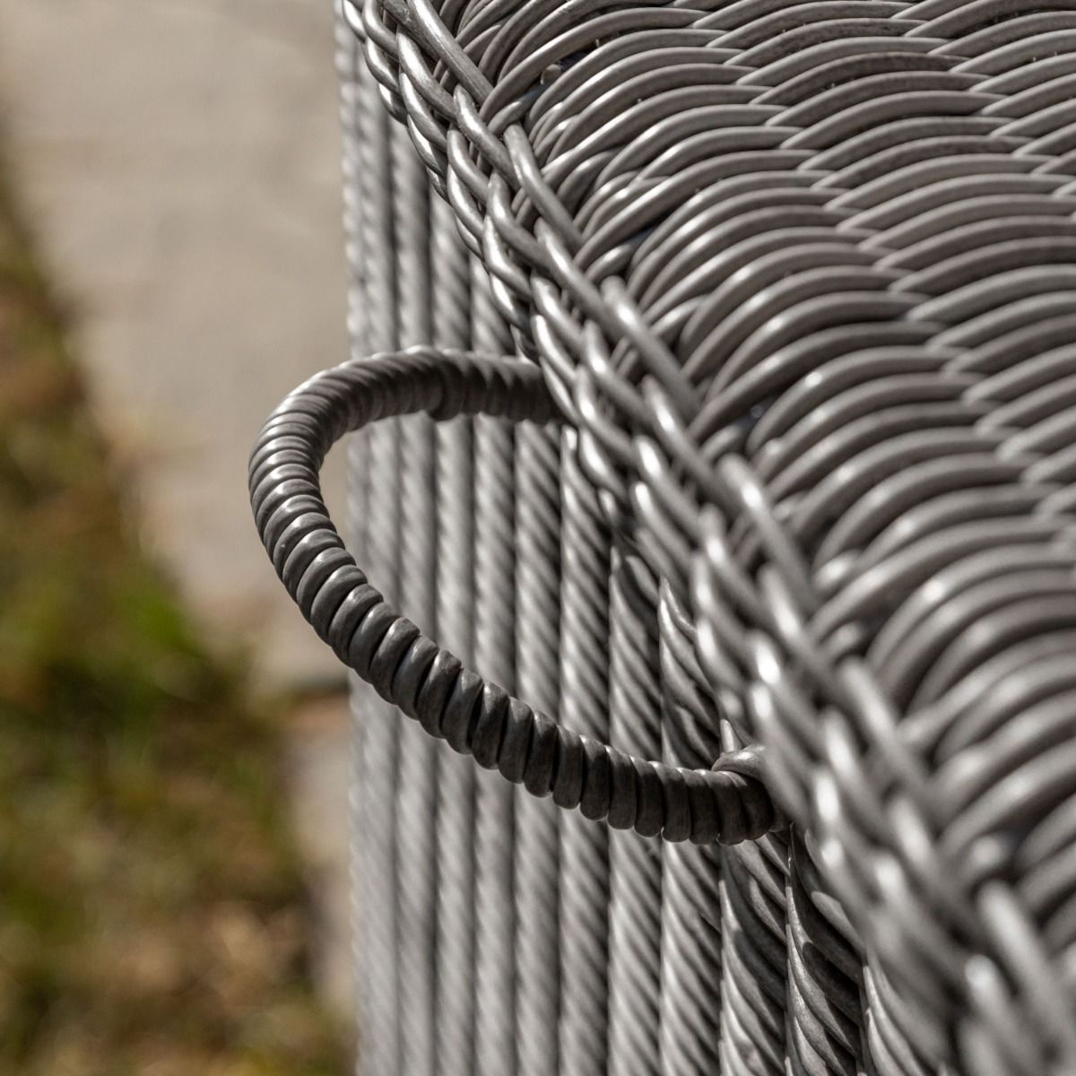 Elore Outdoor Box