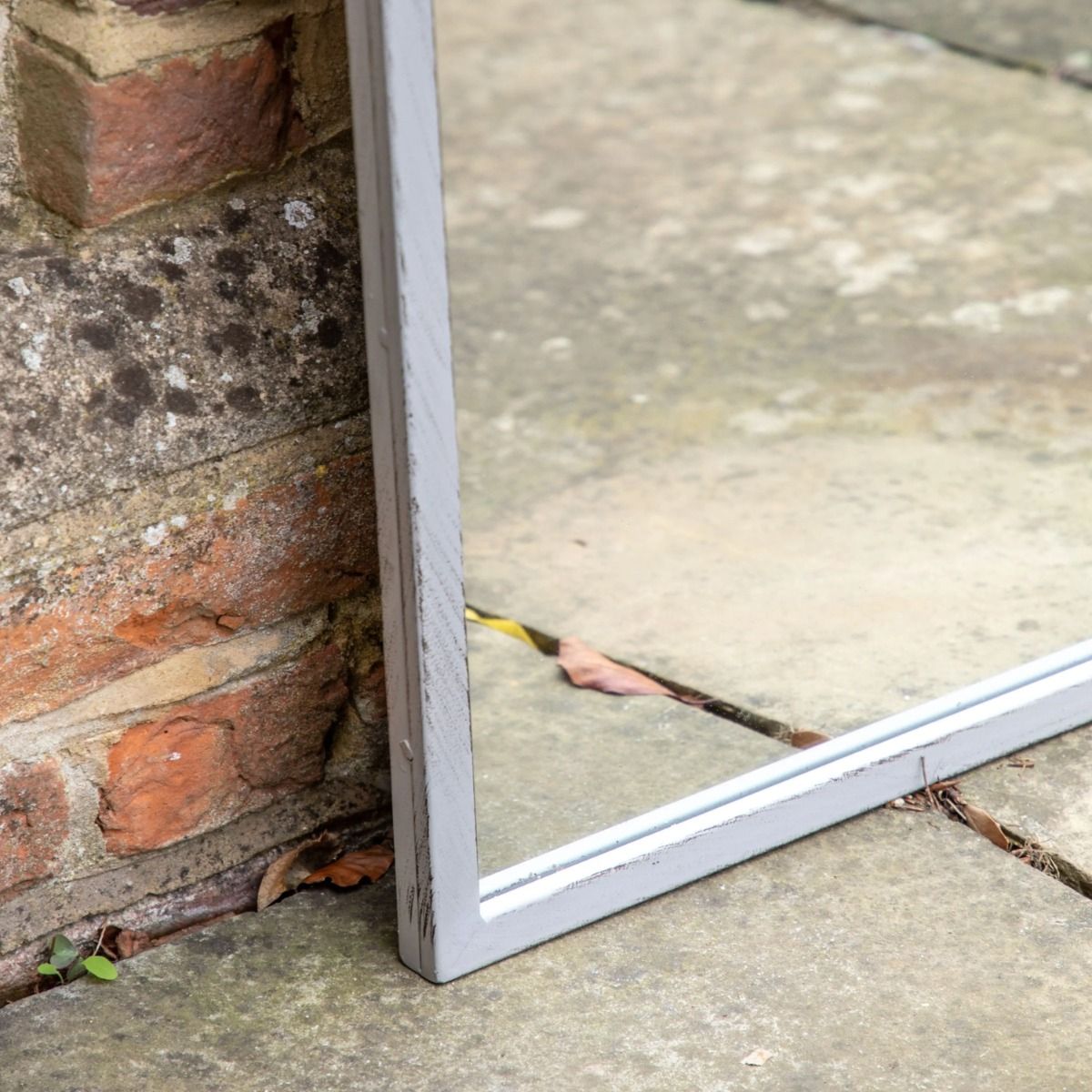 Marie Outdoor Mirror
