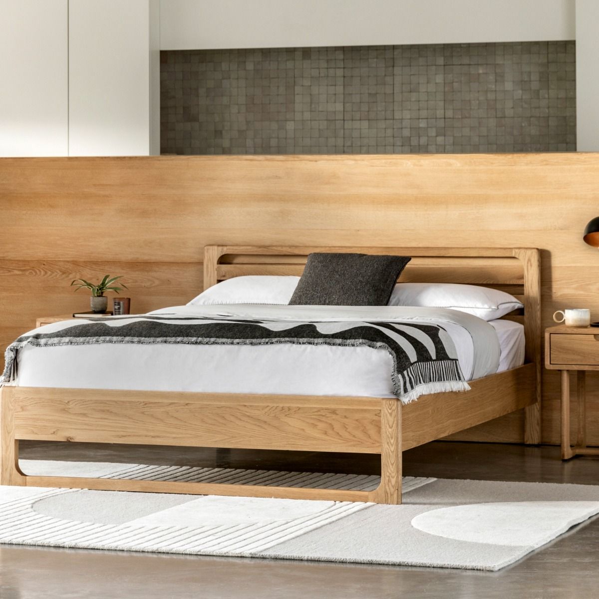 Nikko Kingsize Bed Natural