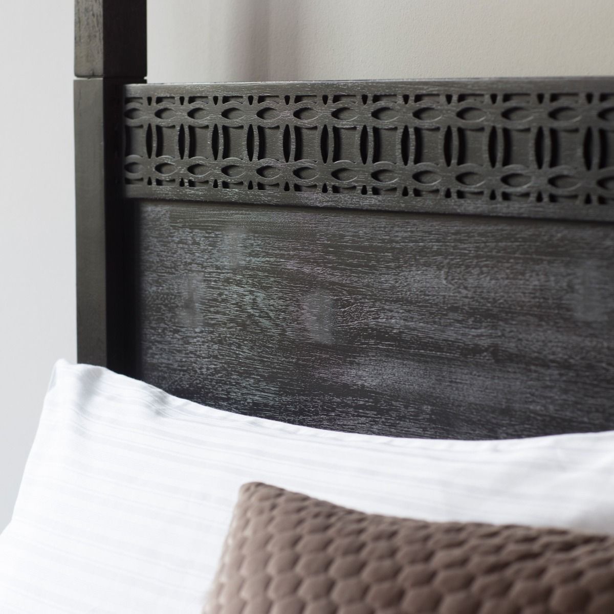 Limon 4 Poster Bed - Brown