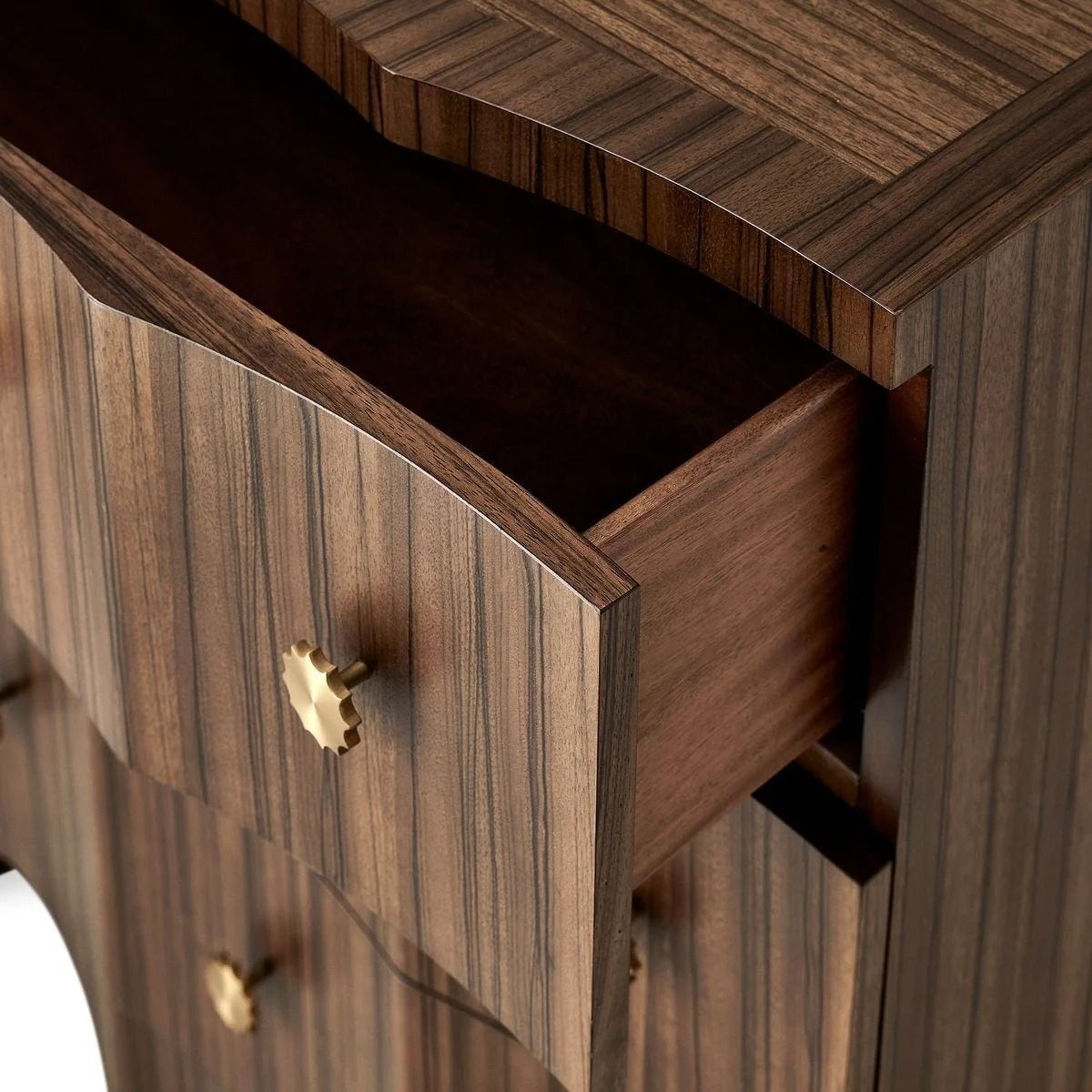 Grand Flute 3 Drawer Chest