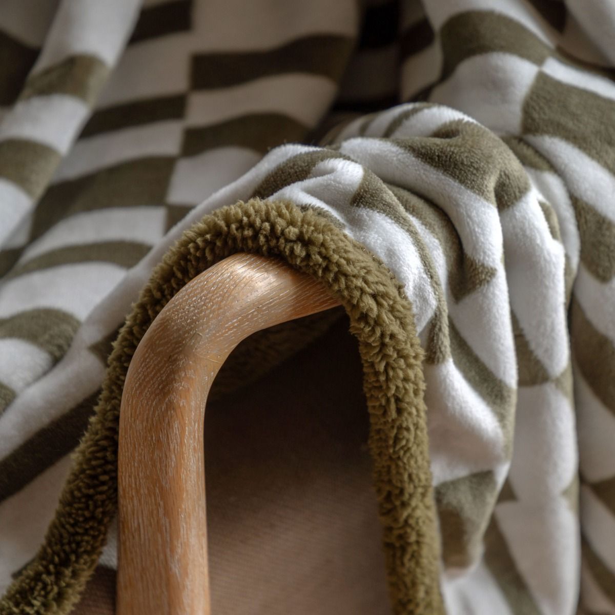 Shiloh Throw - Olive