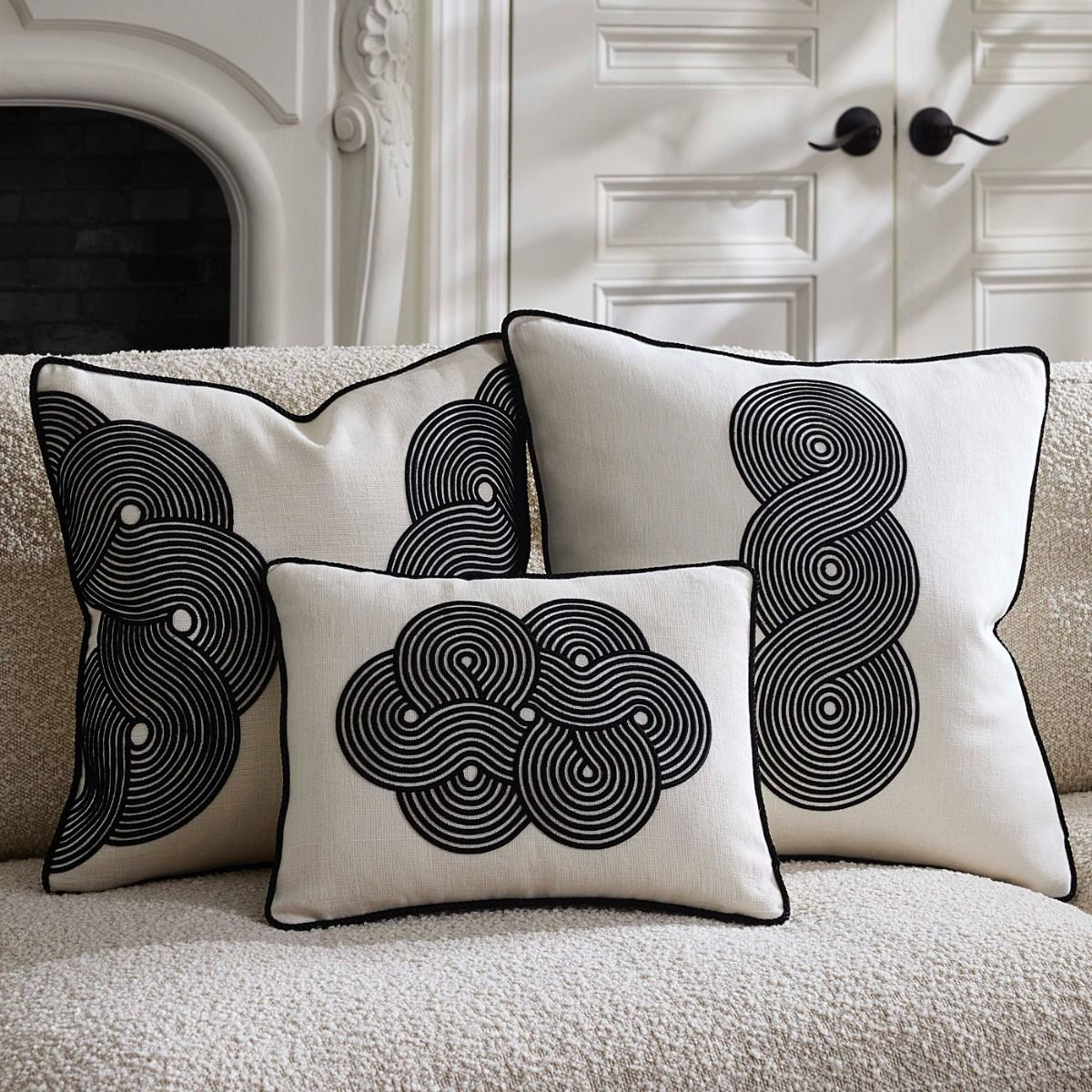 Pompidou B&W Loops Circles Cushion