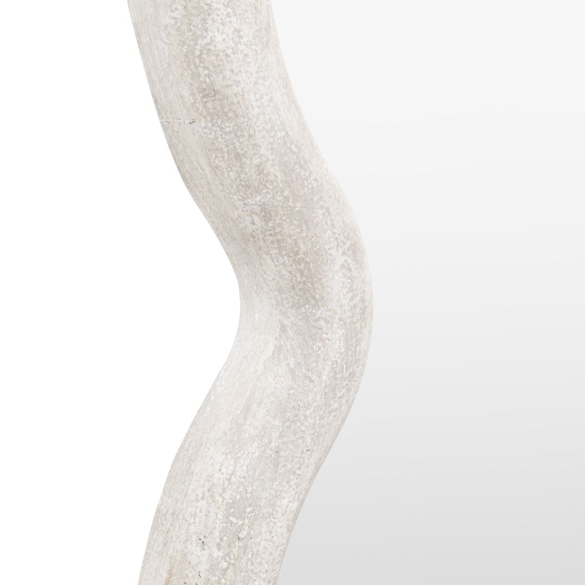 Full length mirror with a wavy edge detailing