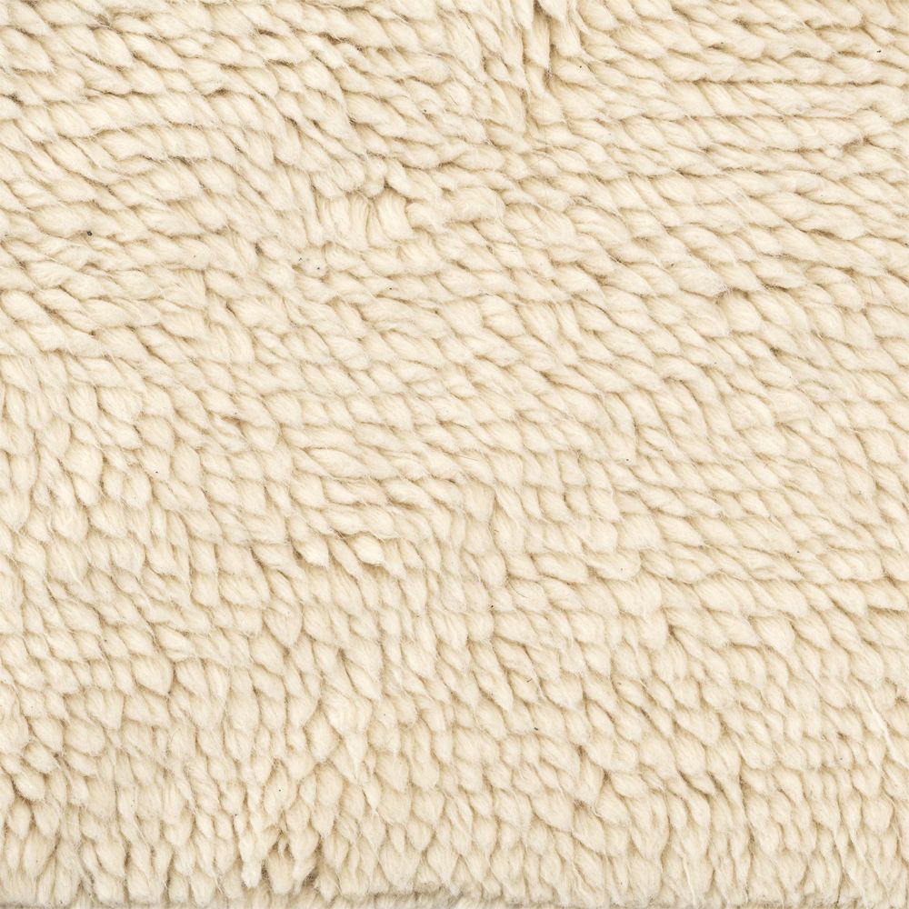 Eichholtz luxurious white wool rug