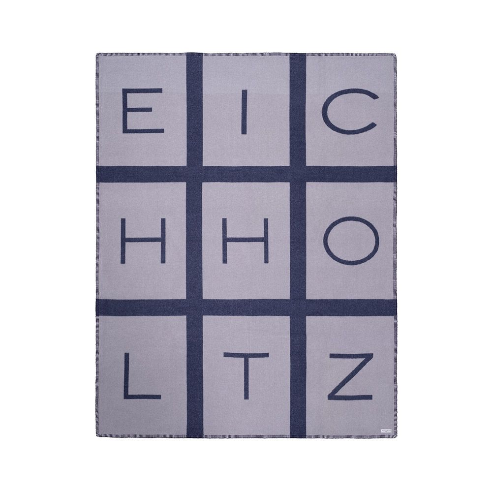 Ultra-soft wool and cashmere throw in dark blue