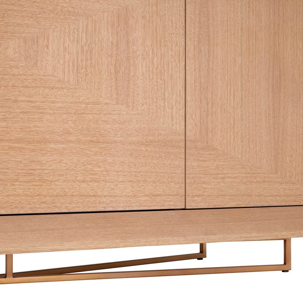 Large 4-door rectangular oak dresser 