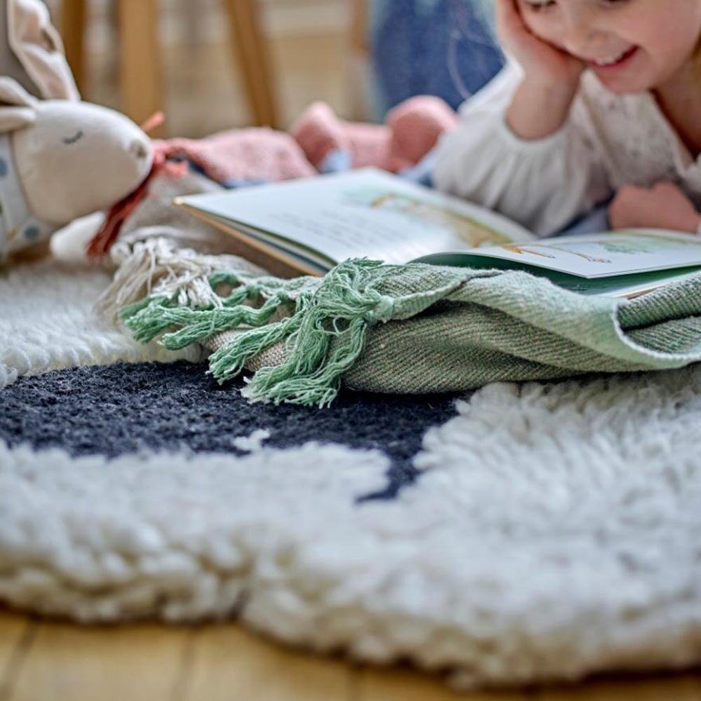 Children's play rug in the shape of a sheep