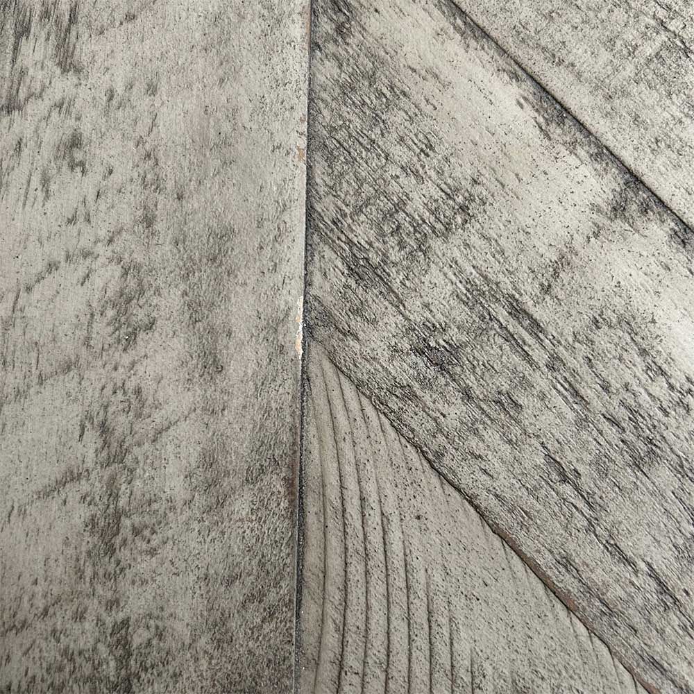 Sophisticated wooden desk with frieze drawer and crossed legs