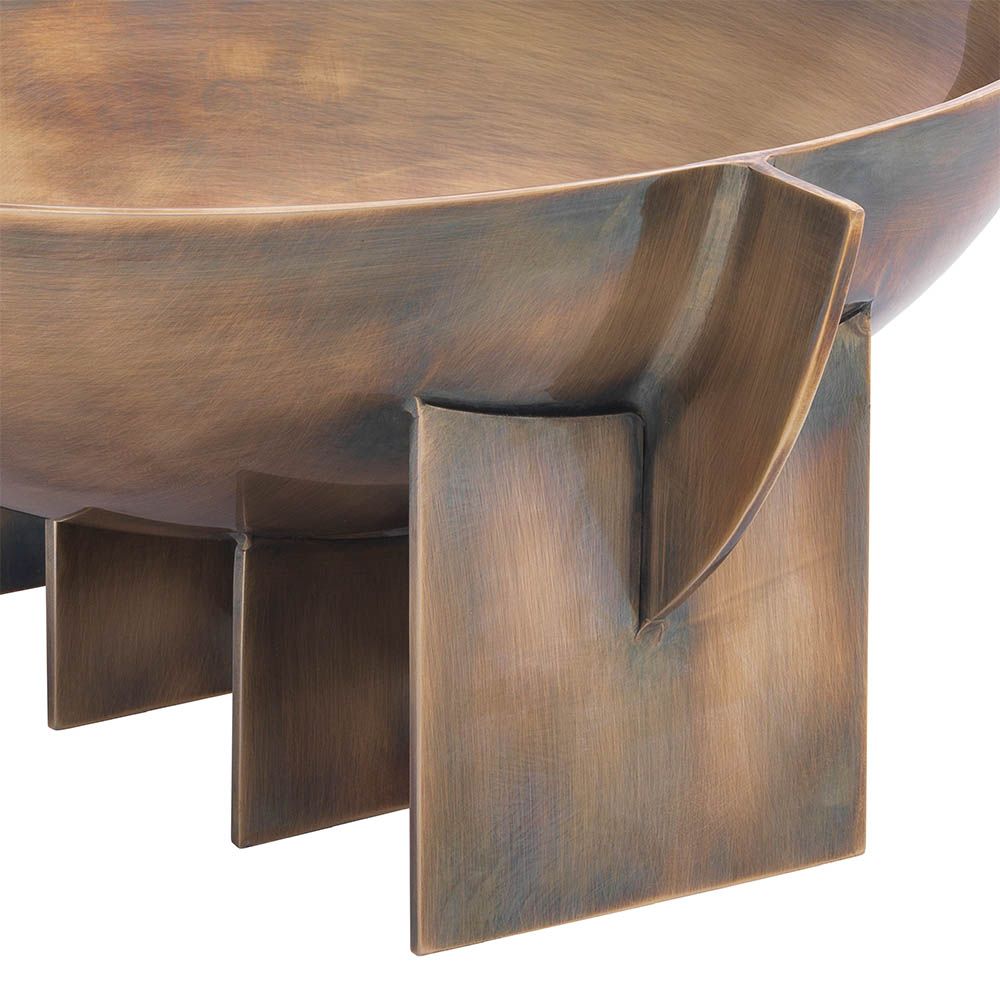 Metal vintage brass bowl with stands