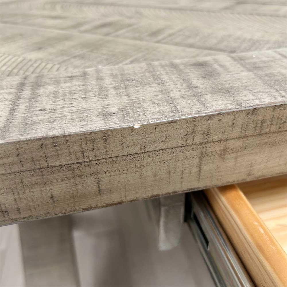 Sophisticated wooden desk with frieze drawer and crossed legs