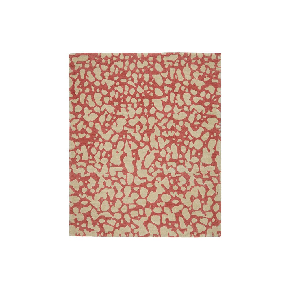 Exquisite copper coloured rug with batik pattern 