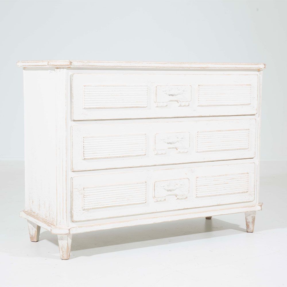 Walter Chest of Drawers