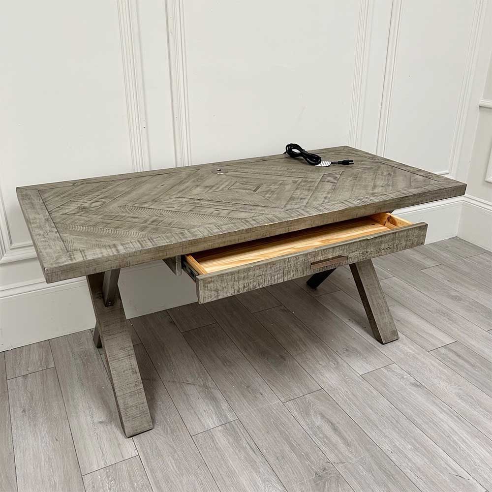 Sophisticated wooden desk with frieze drawer and crossed legs