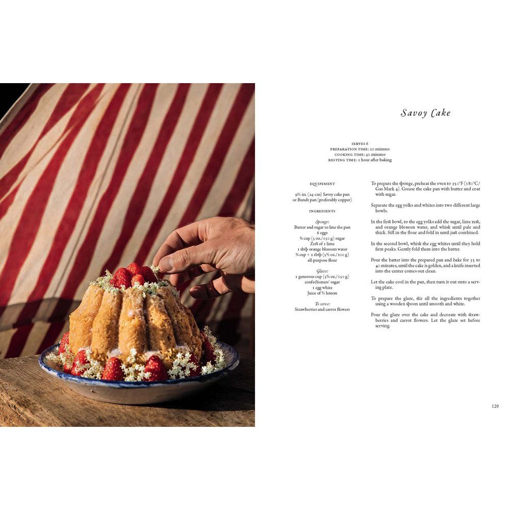A Year in the French Style: Interiors and Entertaining by Antoinette Poisson