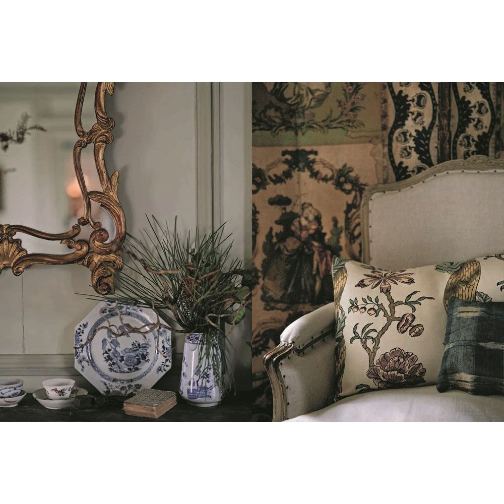 A Year in the French Style: Interiors and Entertaining by Antoinette Poisson