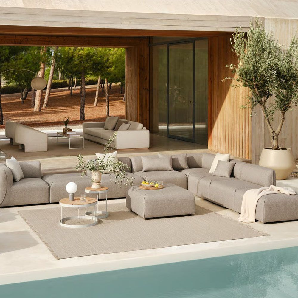 Arke Garden Sofa - Right Hand Facing - 3 Modules With Pouf