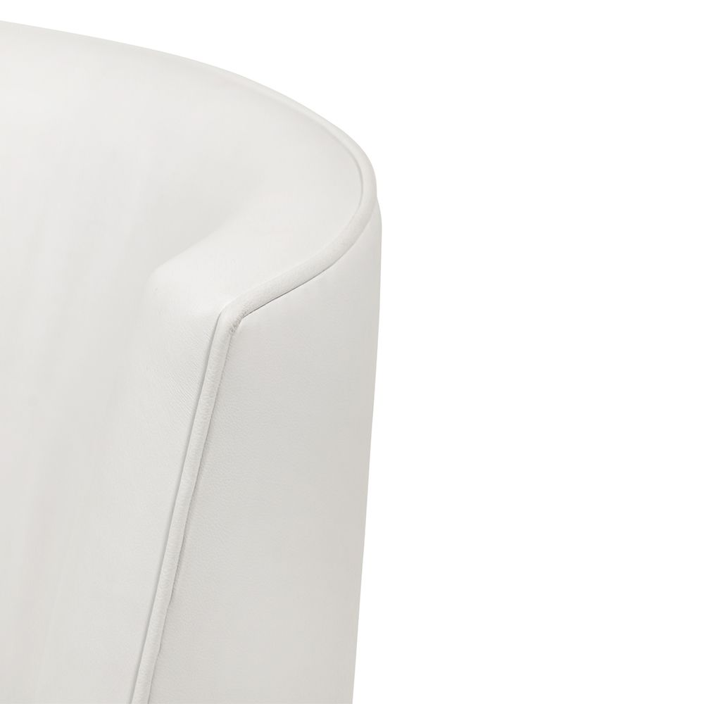 Simple curved dining chair without arms