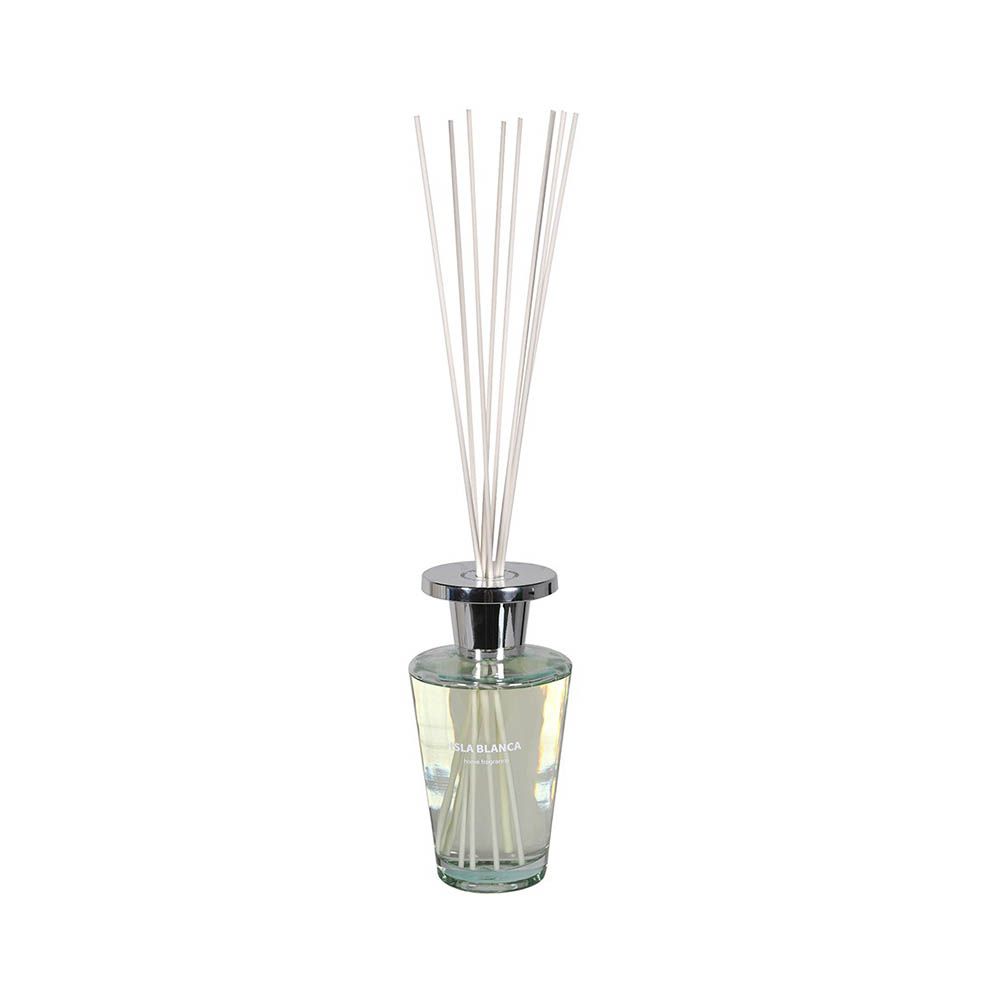 refreshing scent will transport you to a state of calm reminiscent of the island breeze