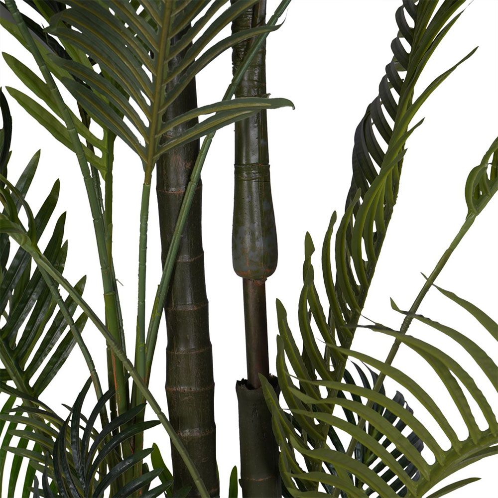 Striking artificial palm tree