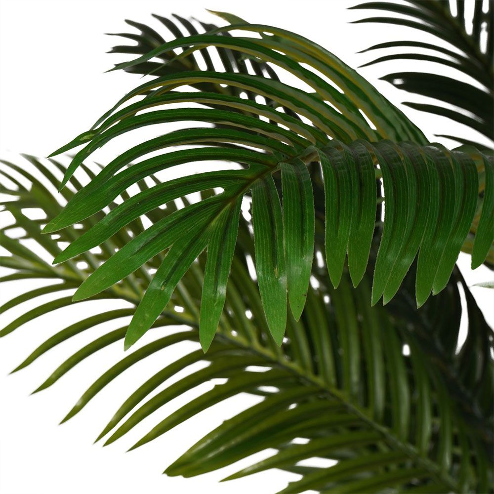 Striking artificial palm tree