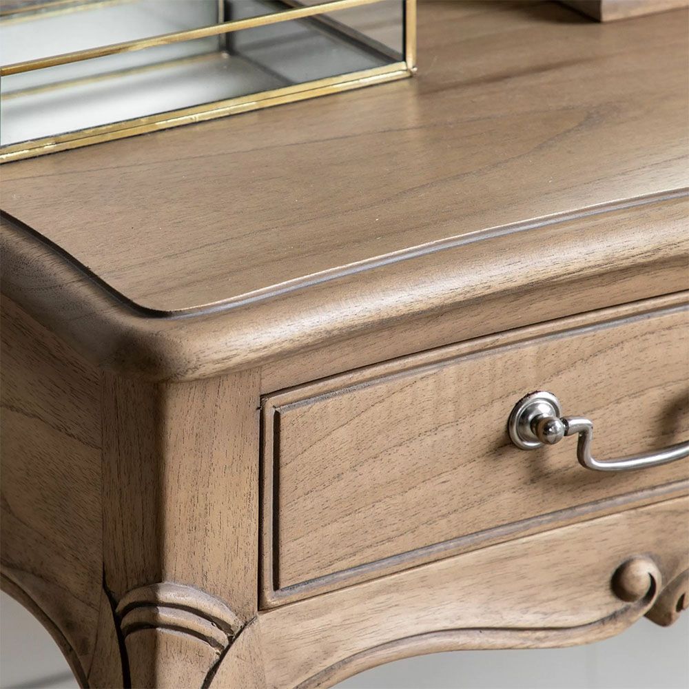 Wooden dressing table in traditional style with three useful drawers
