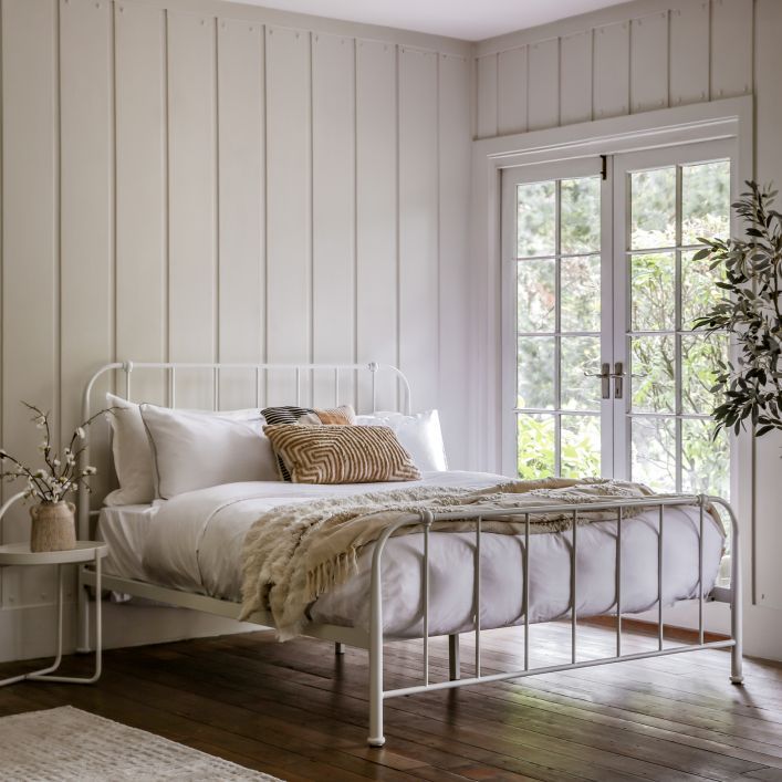 Salta Double Bed - White