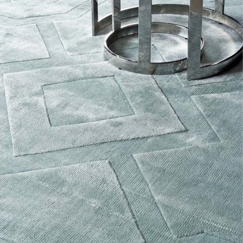 Patterned rug by Eichholtz