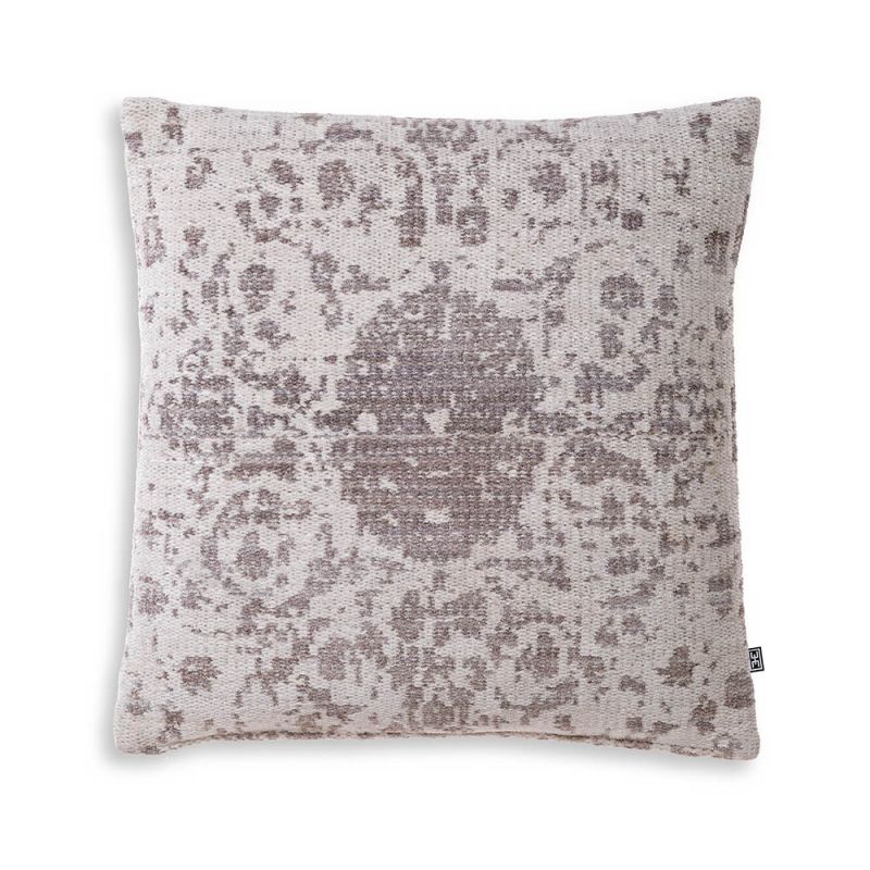 Enchanting and plush textured cushion 