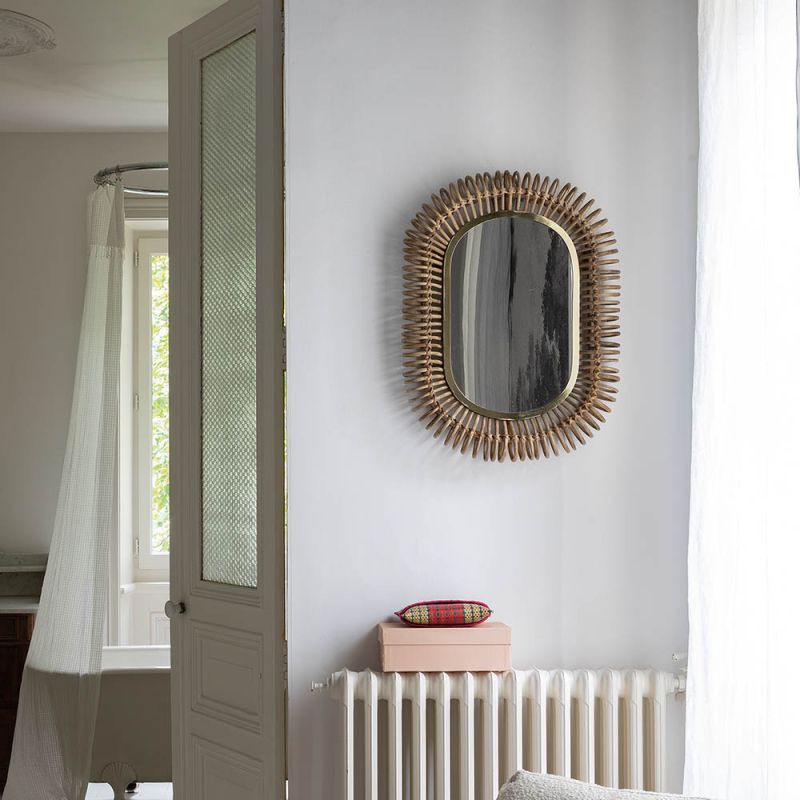 Stunning wooden round wall mirror