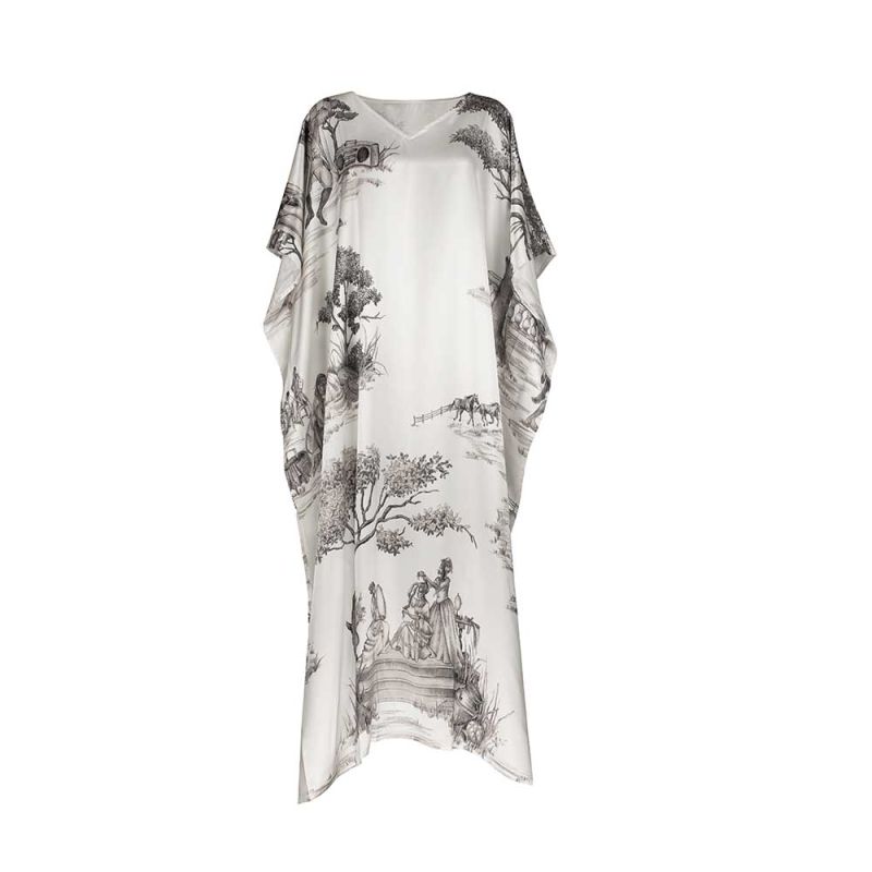 Silk ivory kaftan with traditional art motifs