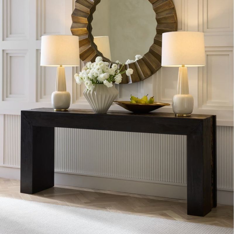 Elevate your living space with the Kingston Console Table. Stylish and versatile, it's perfect for hallways, living rooms, or entryways.