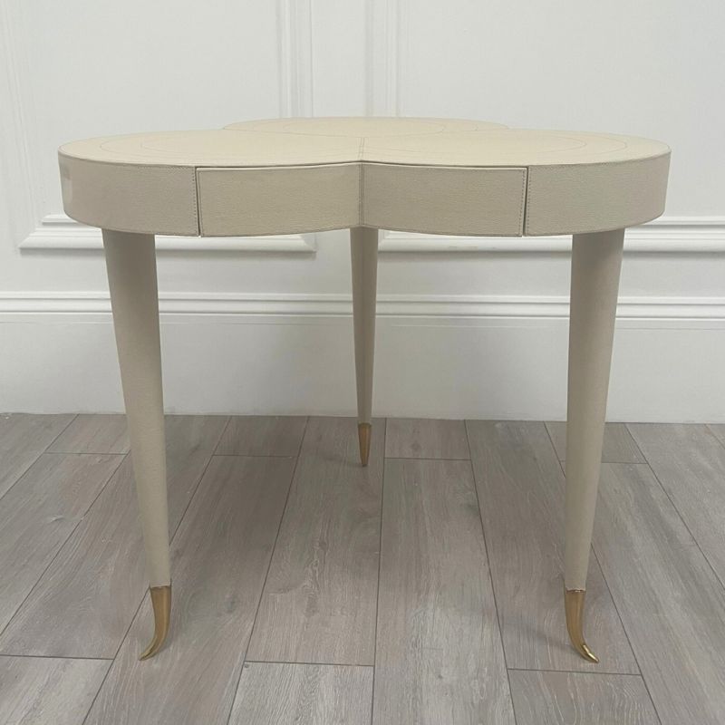 Gorgeous clover-shaped table with drawer