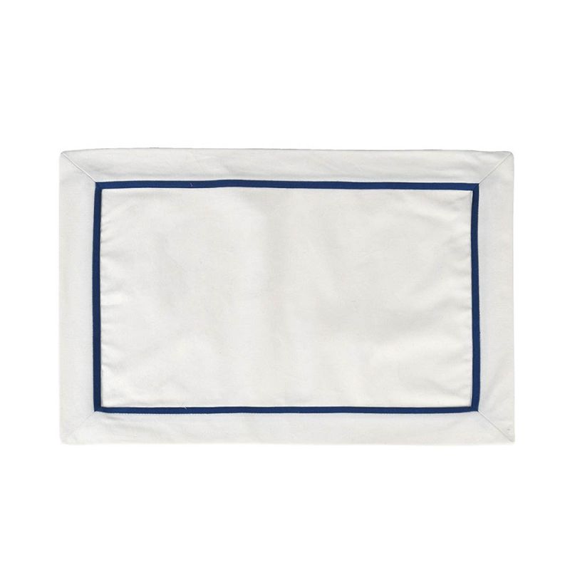 Elegant and classic placemat with navy boarder