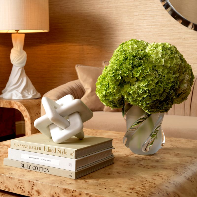 Celestino Vase - M - Frosted White