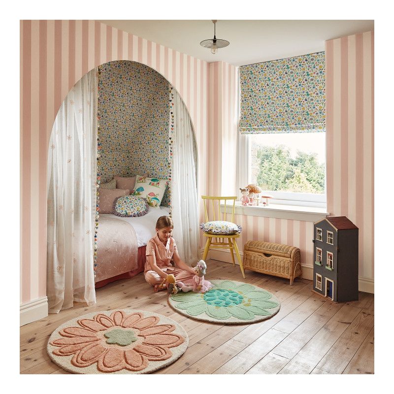 Discover the Villa Nova Rug: a stylish and luxurious addition to your home, featuring exquisite design and soft textures for ultimate comfort.
