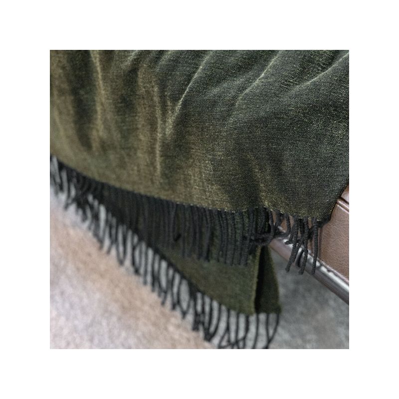 Green wool throw with tassles and shimmered finish