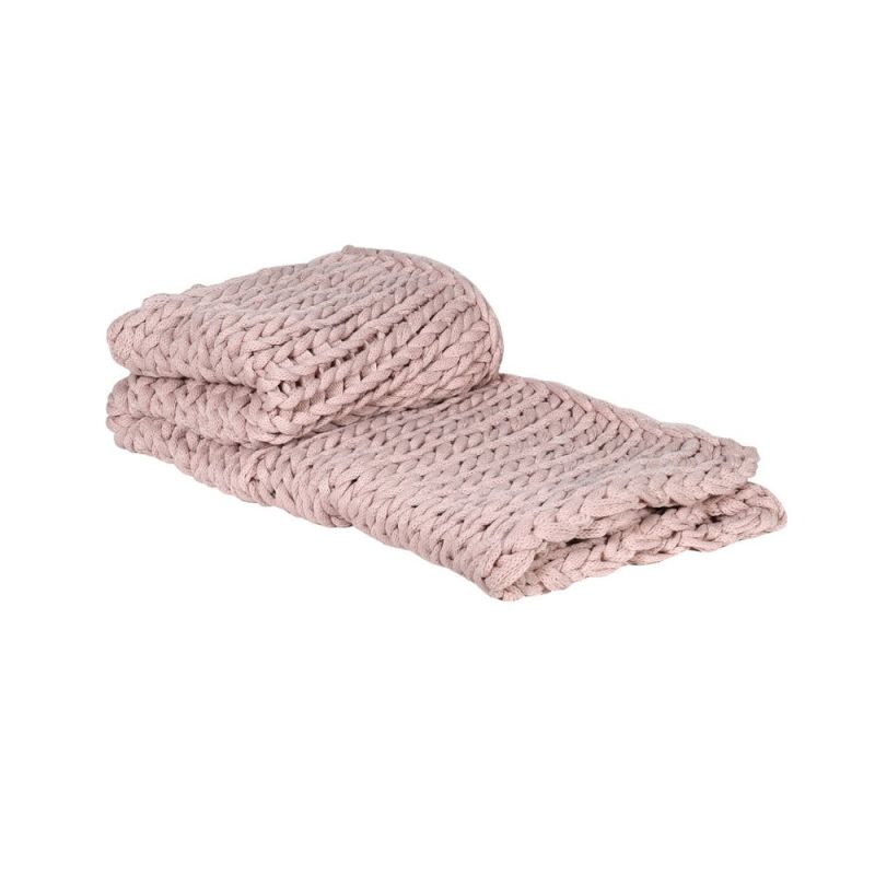 Chunky blush pink knit throw