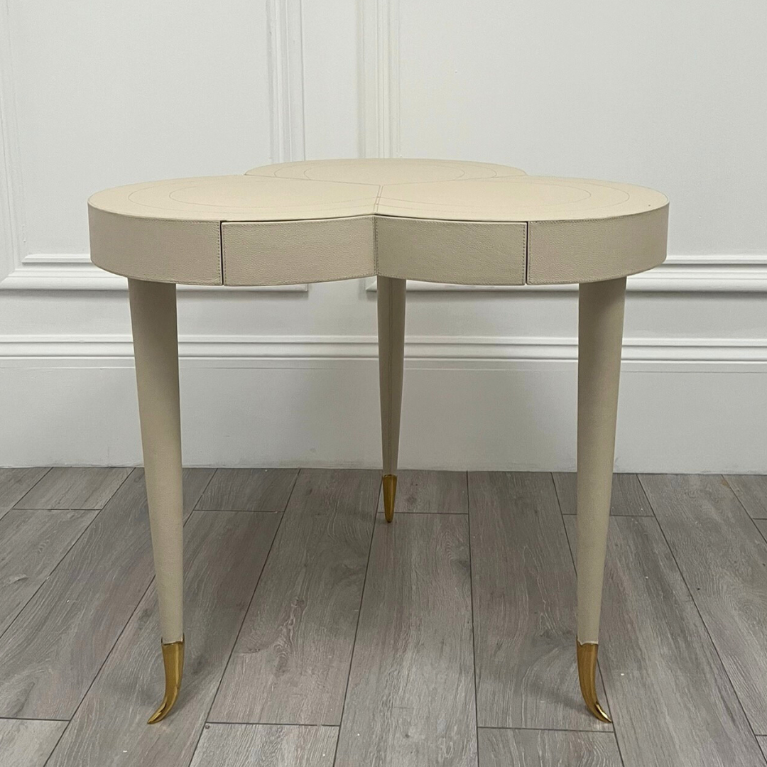 Gorgeous clover-shaped table with drawer