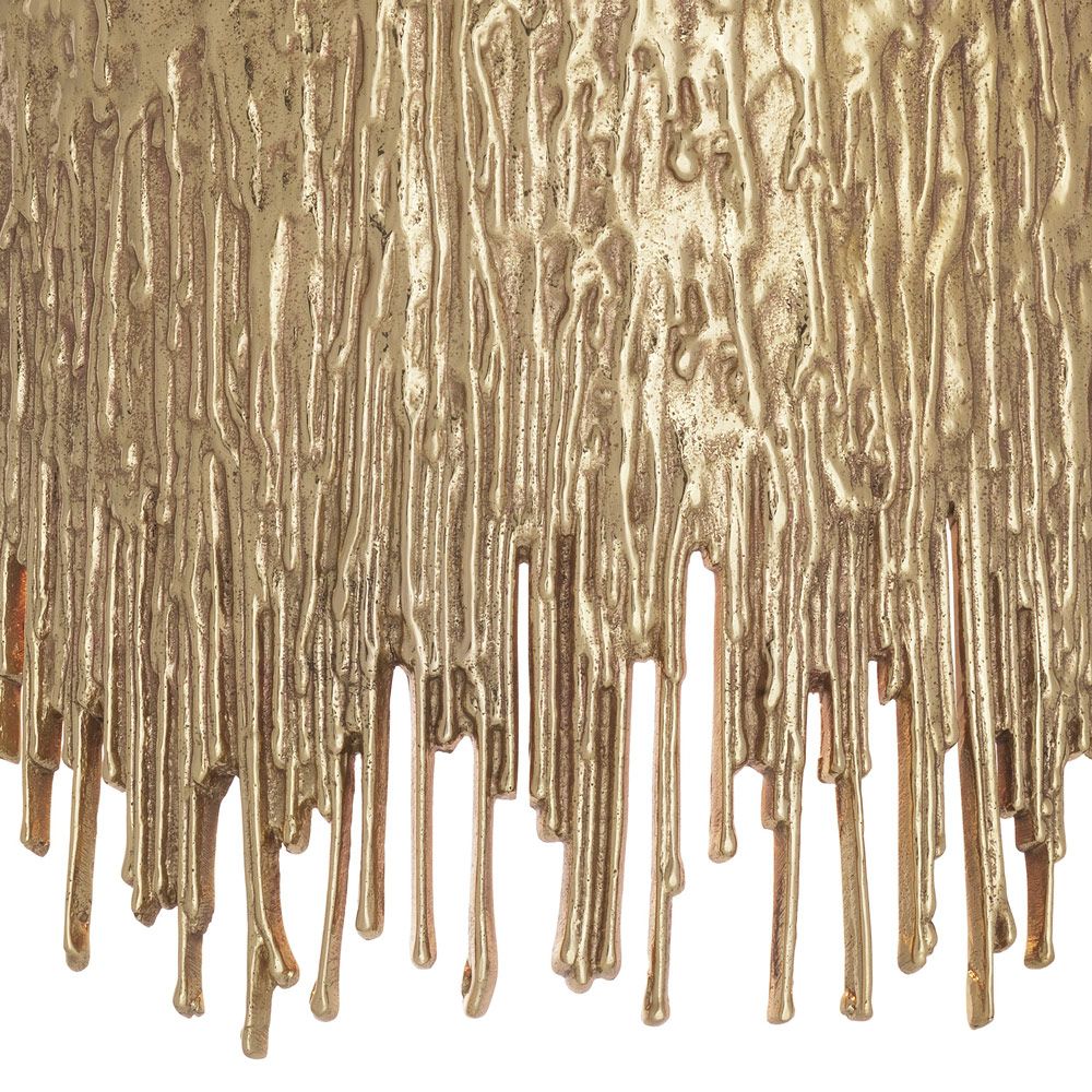 A glamorous and sculptural wall light by Eichholtz with a curved shape and gold finish 