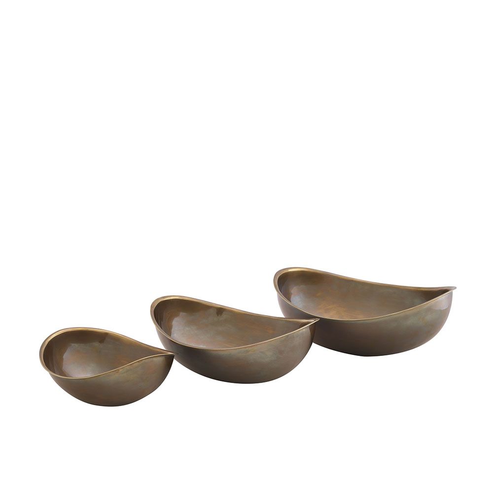 A stylish set of three vintage brass bowls by Eichholtz