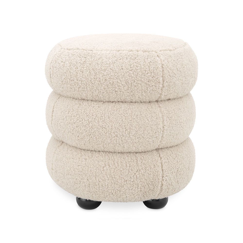 Unique and cosy stool with round feet