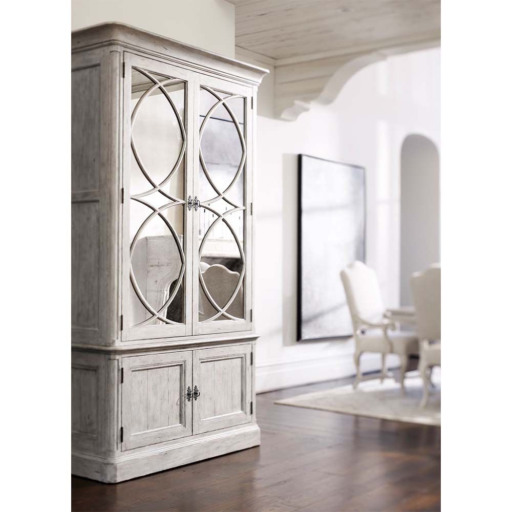 A shabby chic & farmhouse inspired display cabinet