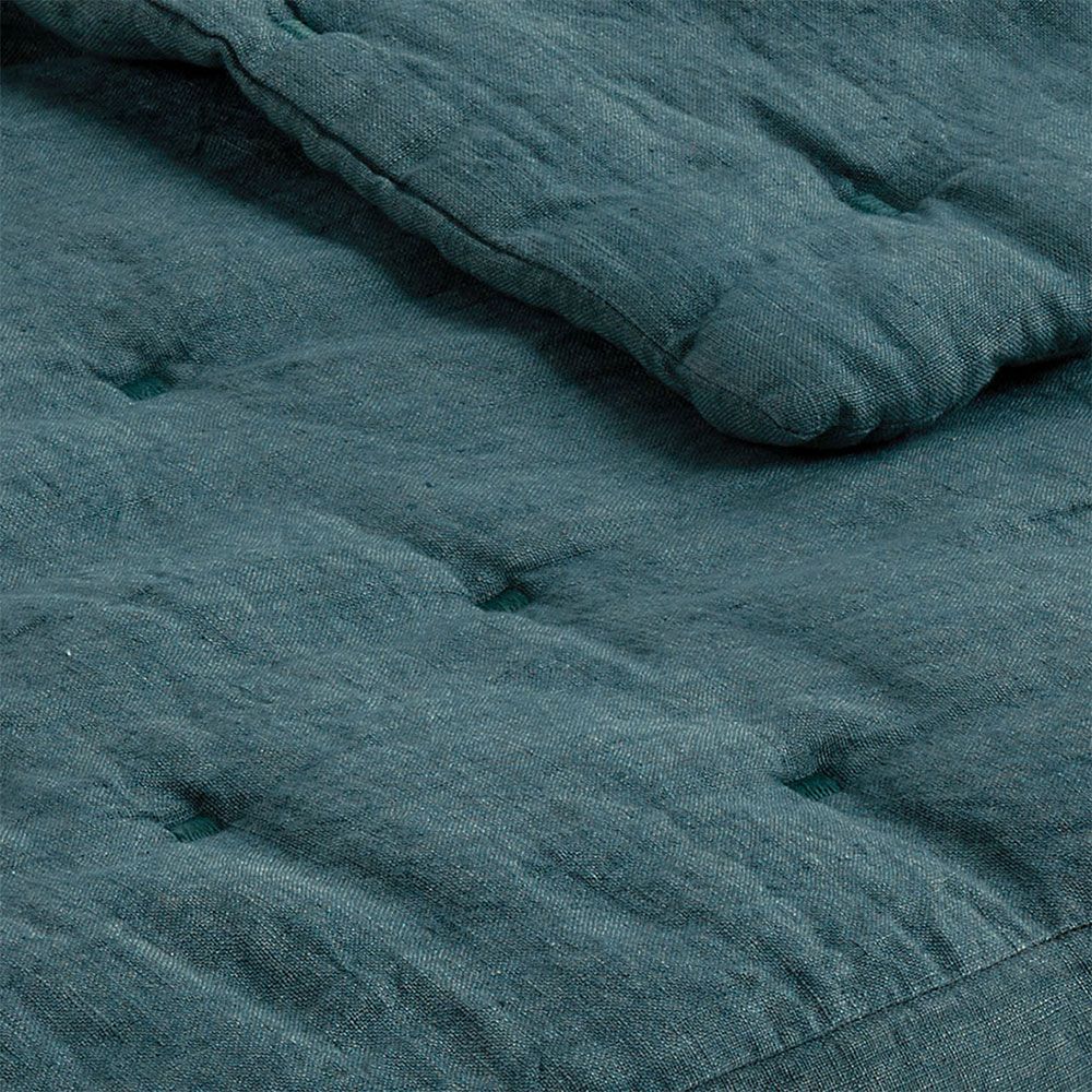 cosy quilt made from 100% Washed Linen