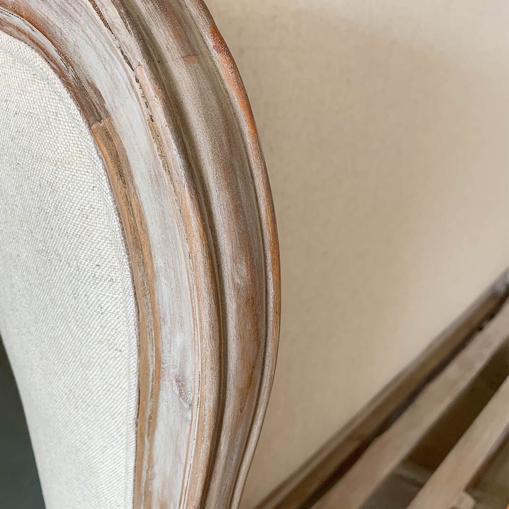 Washed wood finish details